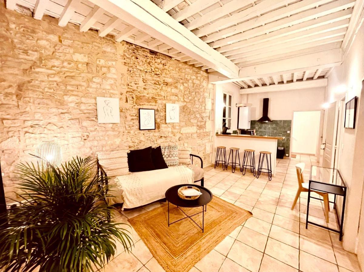 Le Moka Charmant Appartement Au Coeur De Ville Ним Экстерьер фото